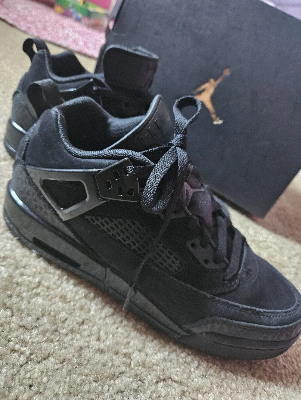 NWOT Jordan Spizike Shoes